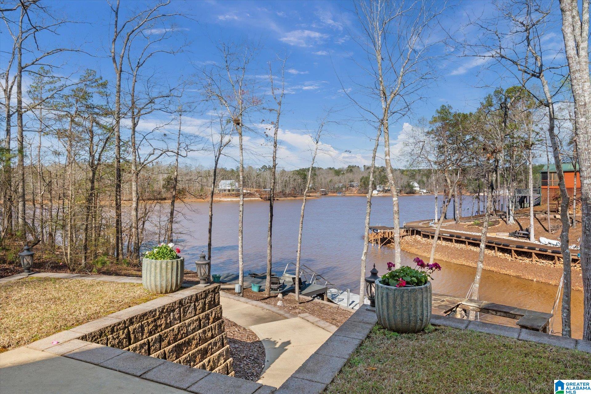 96 COUNTY ROAD 1292