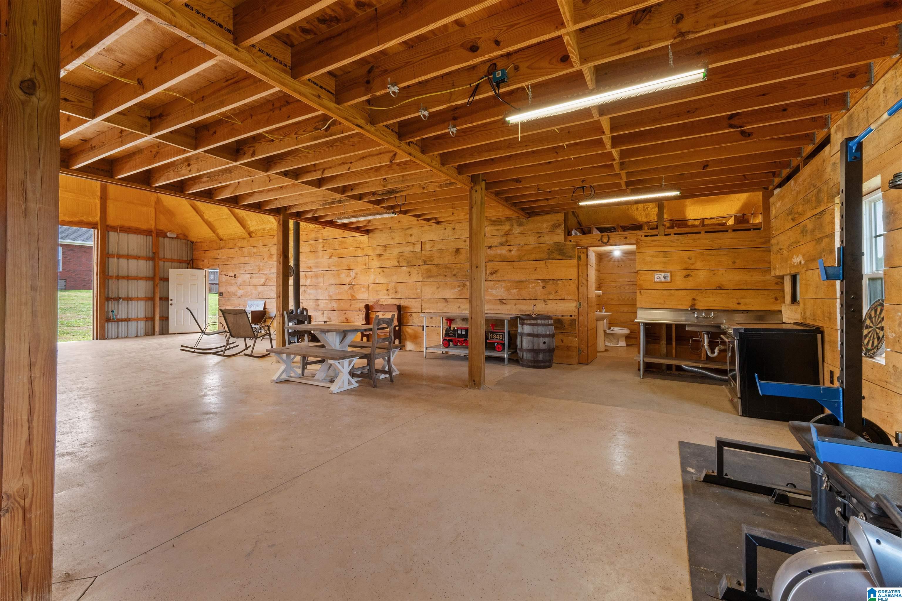 1435 COUNTY ROAD 633