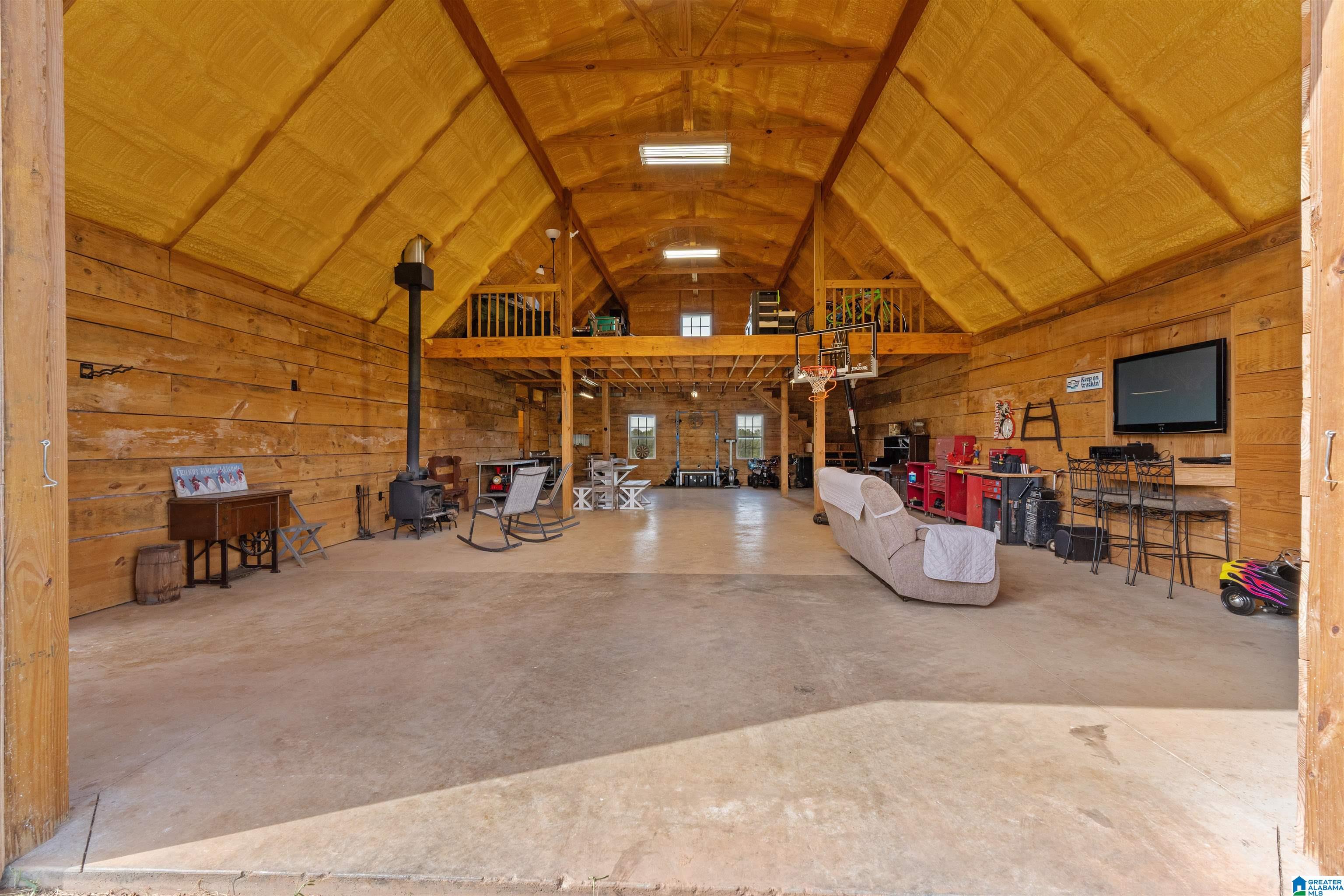 1435 COUNTY ROAD 633