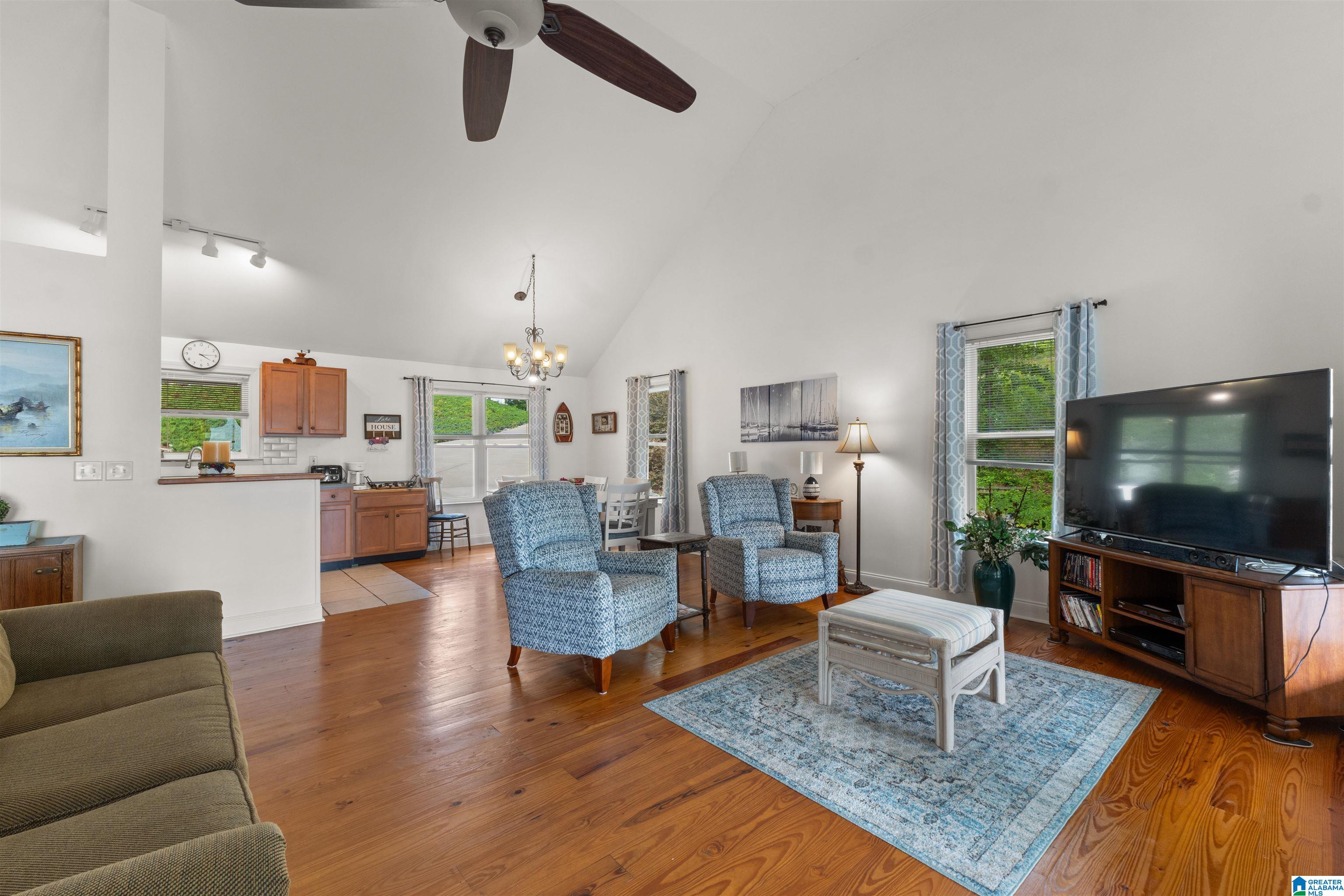 890 COUNTY ROAD 816