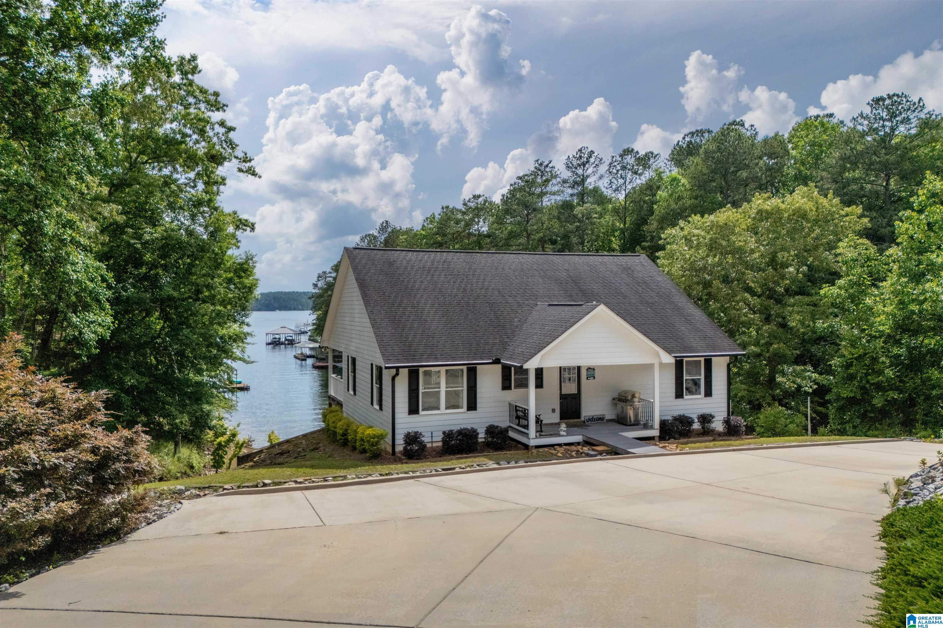 890 COUNTY ROAD 816