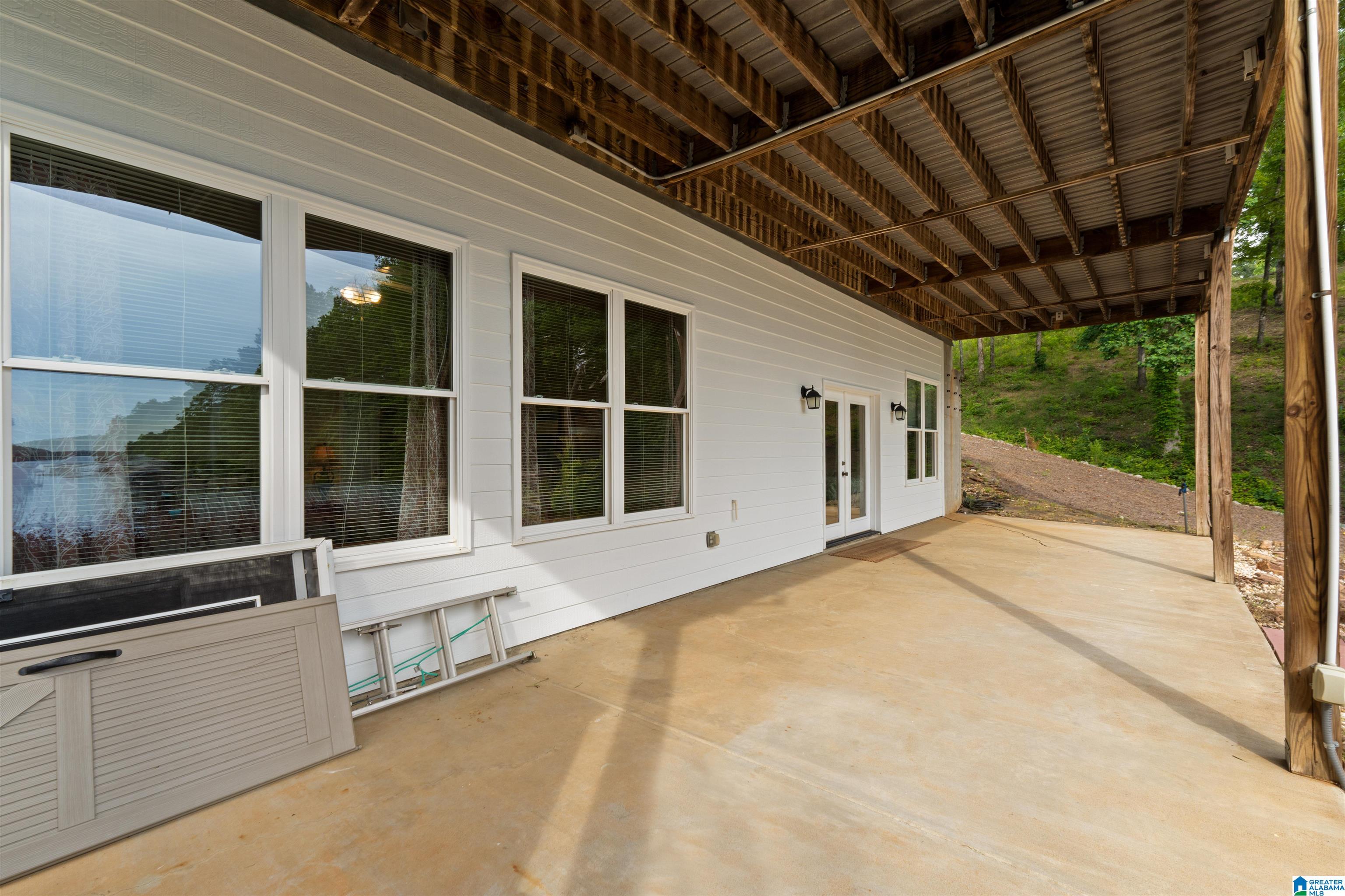890 COUNTY ROAD 816