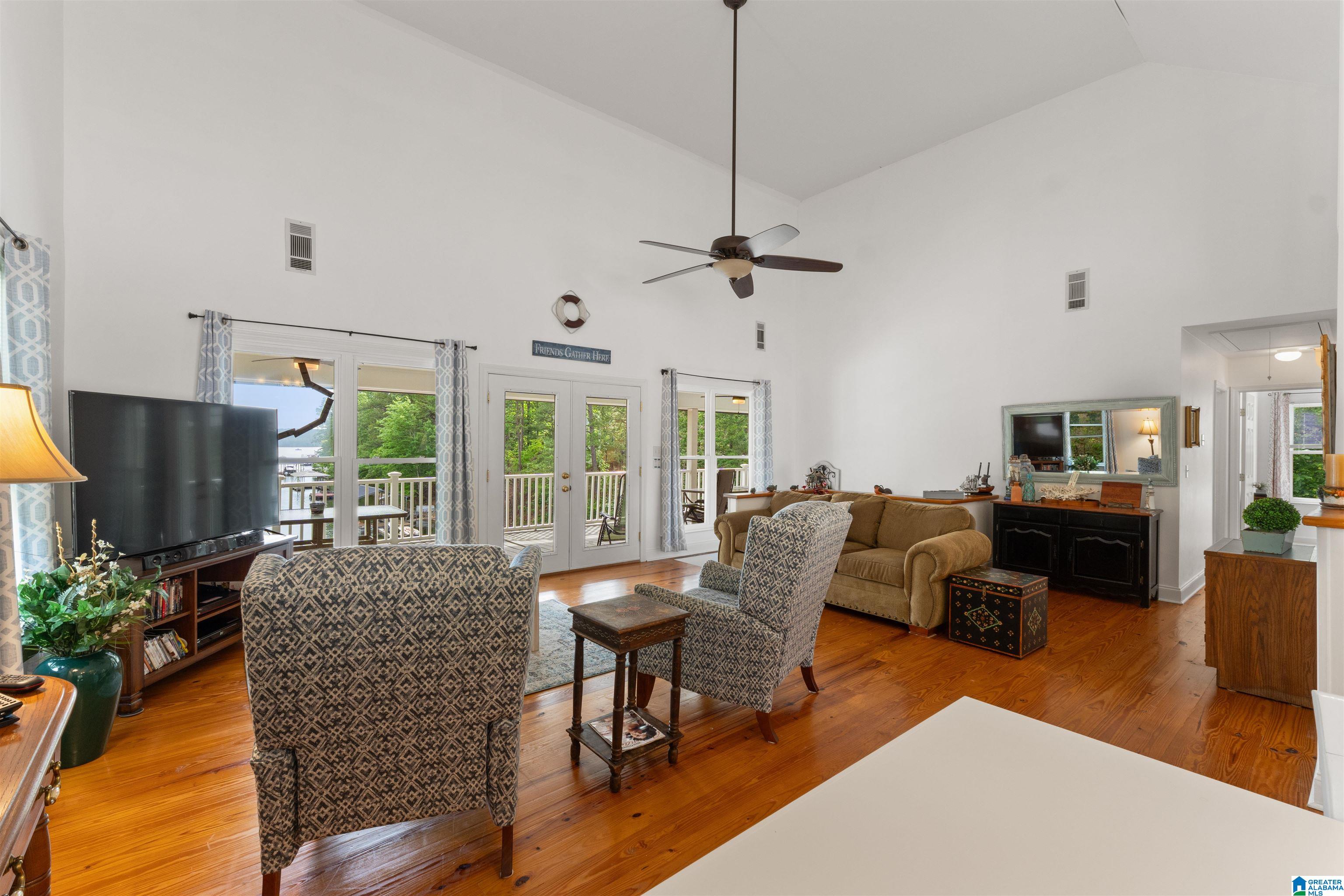 890 COUNTY ROAD 816