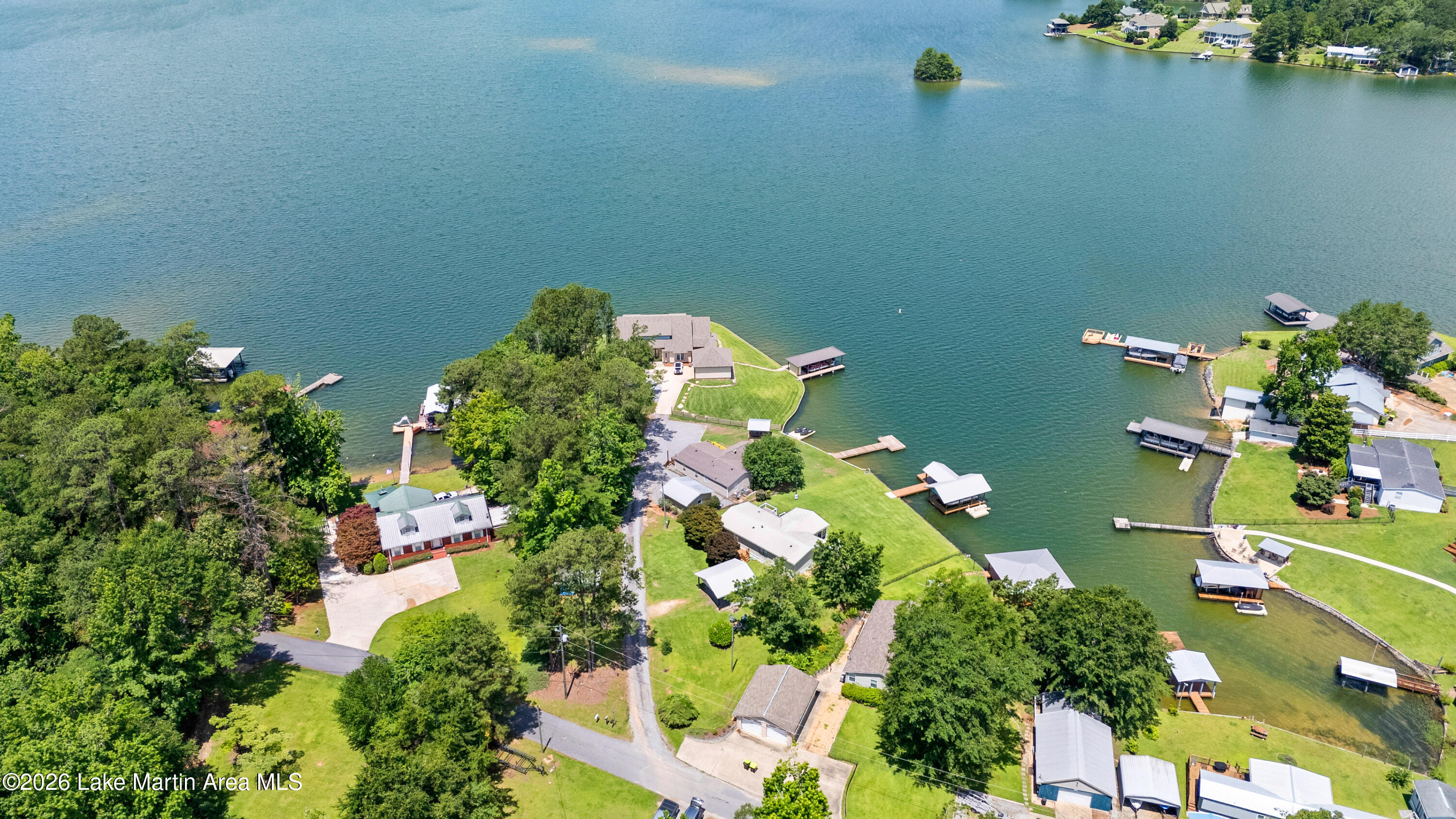 20 Windy Crest Rd