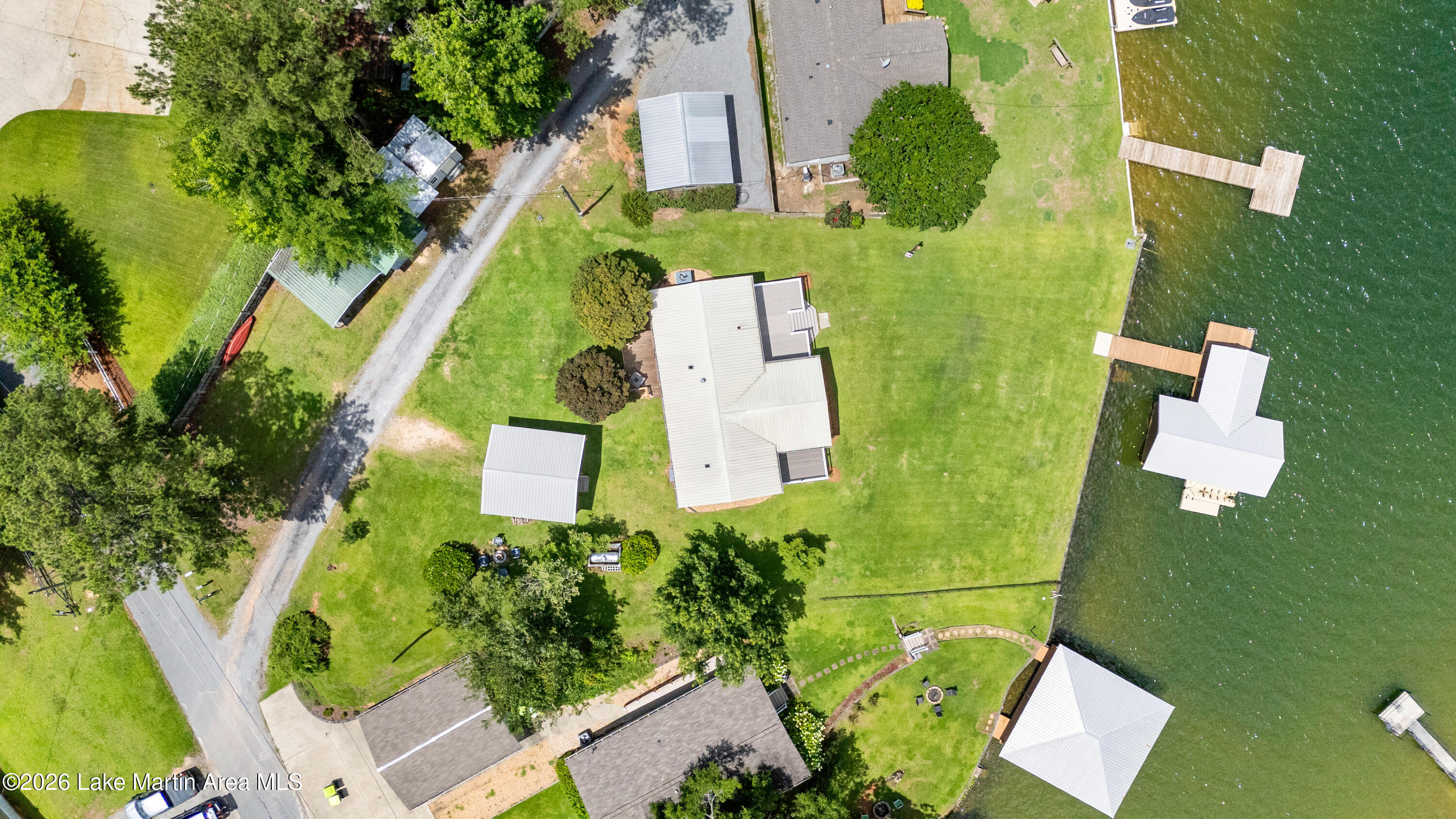20 Windy Crest Rd