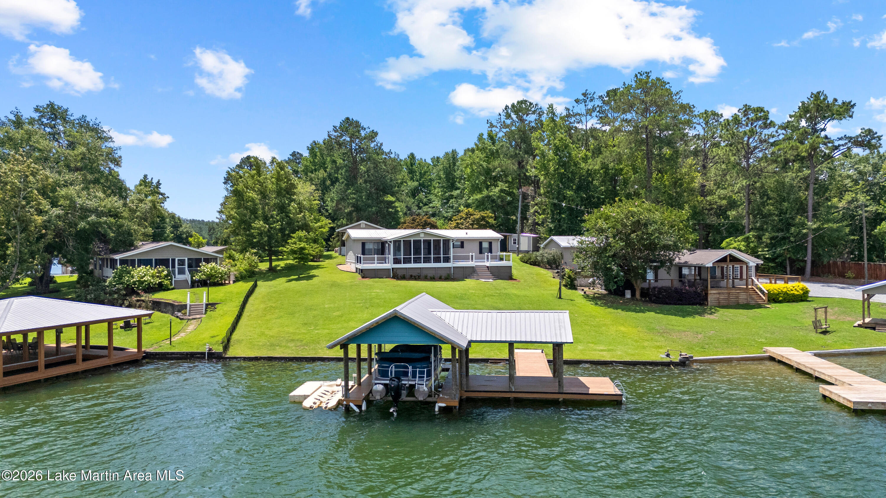 20 Windy Crest Rd
