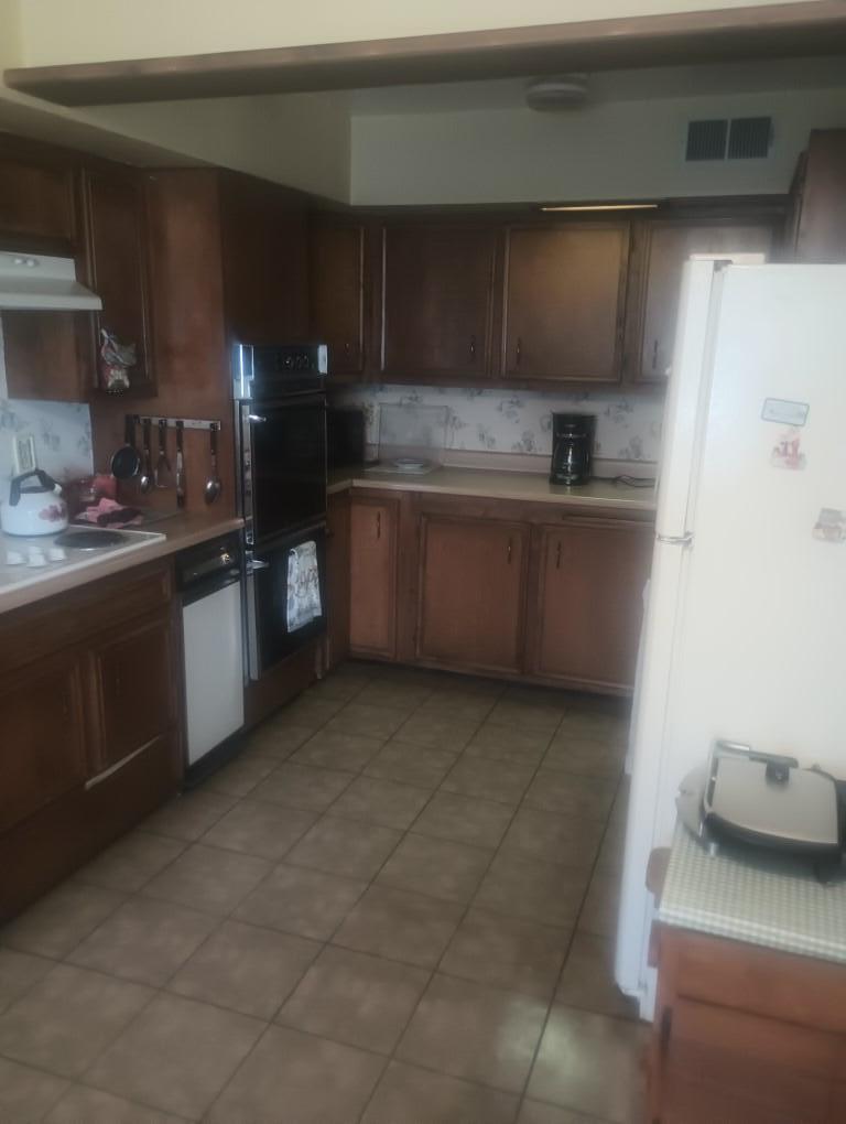 914 El Camino Real