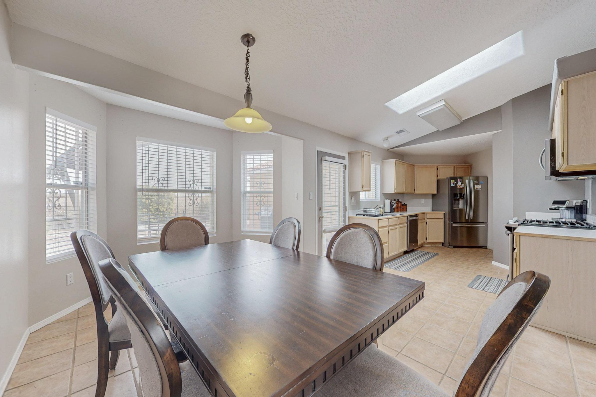 2120 PASEO DE LADERA NW