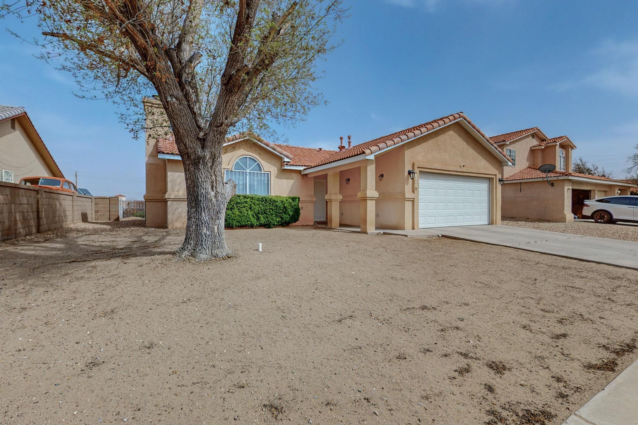 2120 PASEO DE LADERA NW