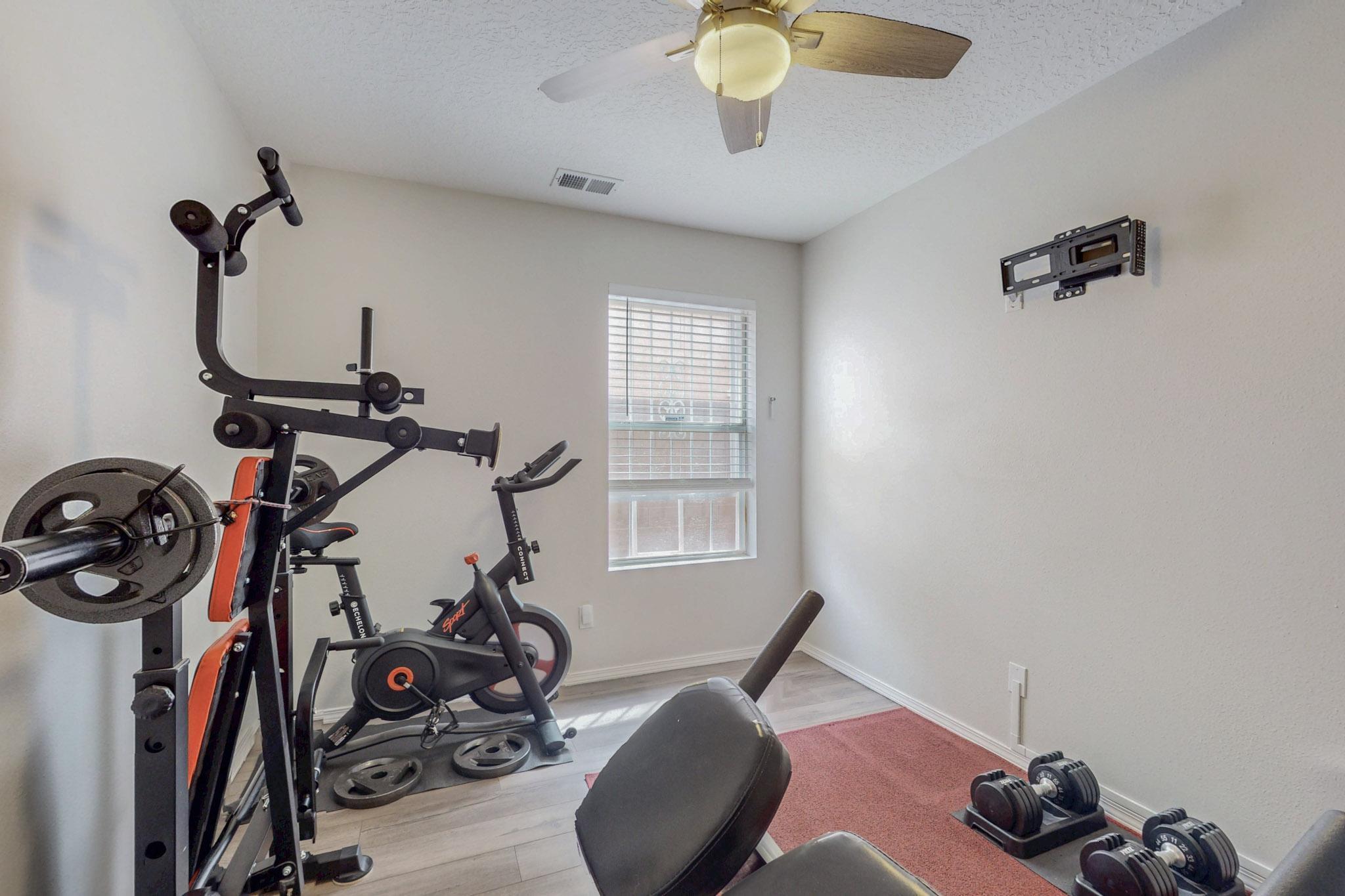2120 PASEO DE LADERA NW
