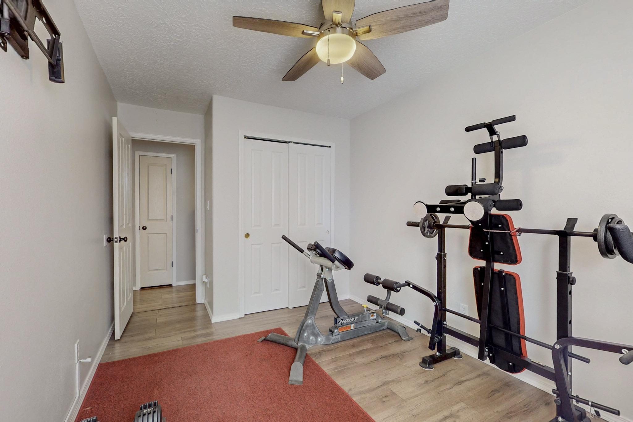 2120 PASEO DE LADERA NW