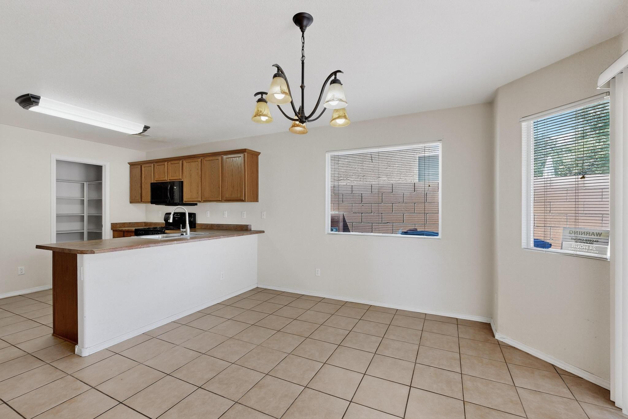 7847 LATIR MESA Road NW