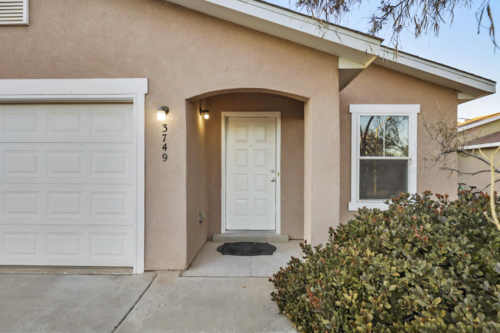 3749 Rancher Loop NE
