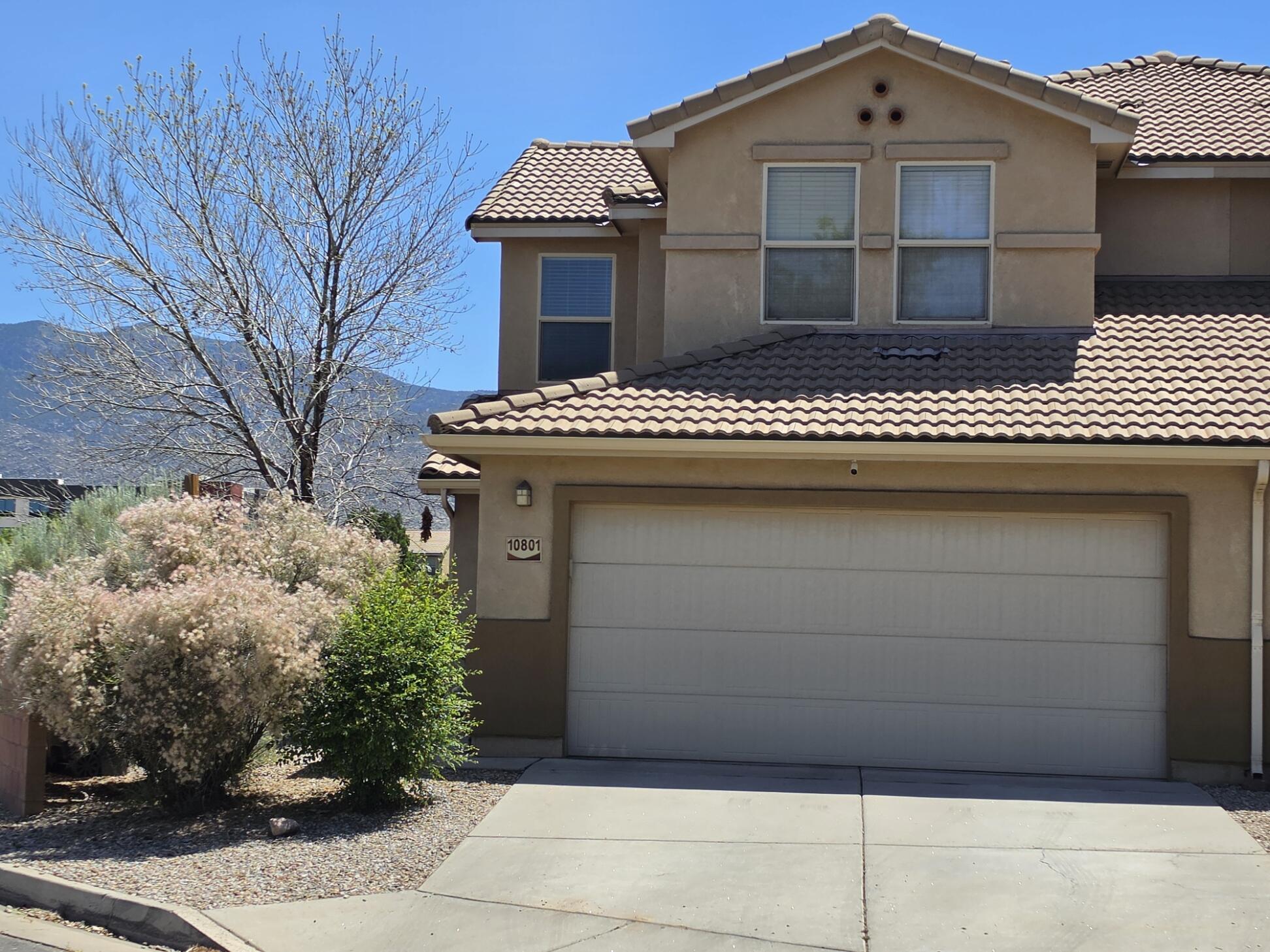 10801 Fort Point Lane NE
