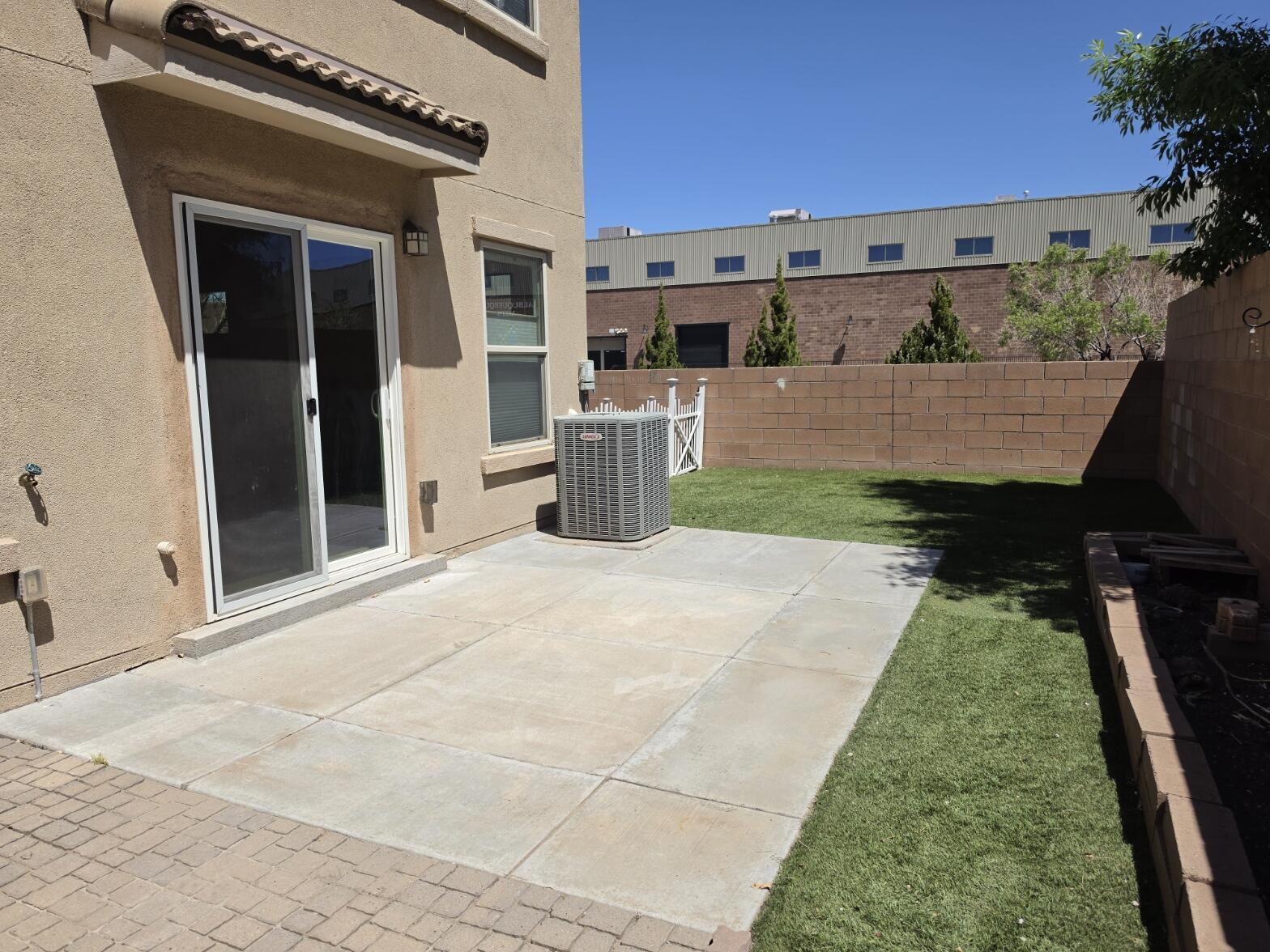 10801 Fort Point Lane NE