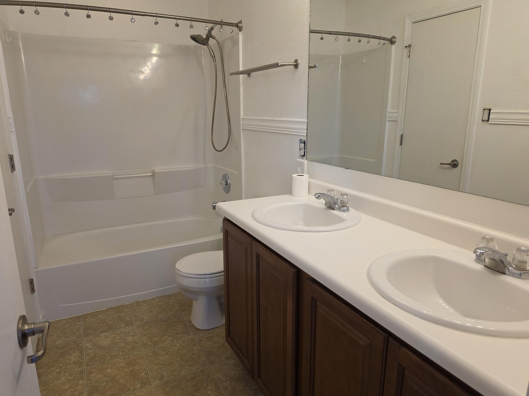 10801 Fort Point Lane NE