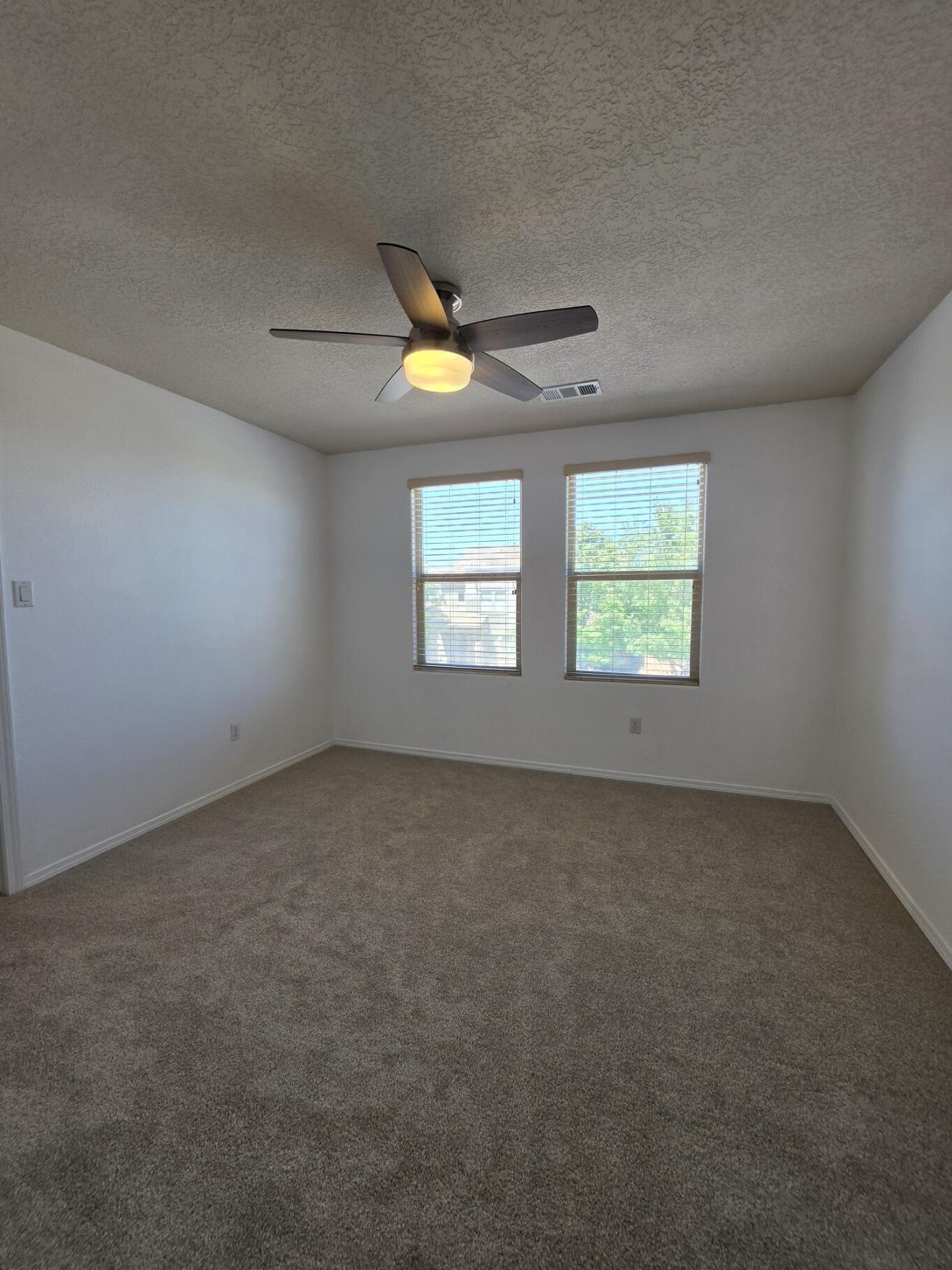 10801 Fort Point Lane NE