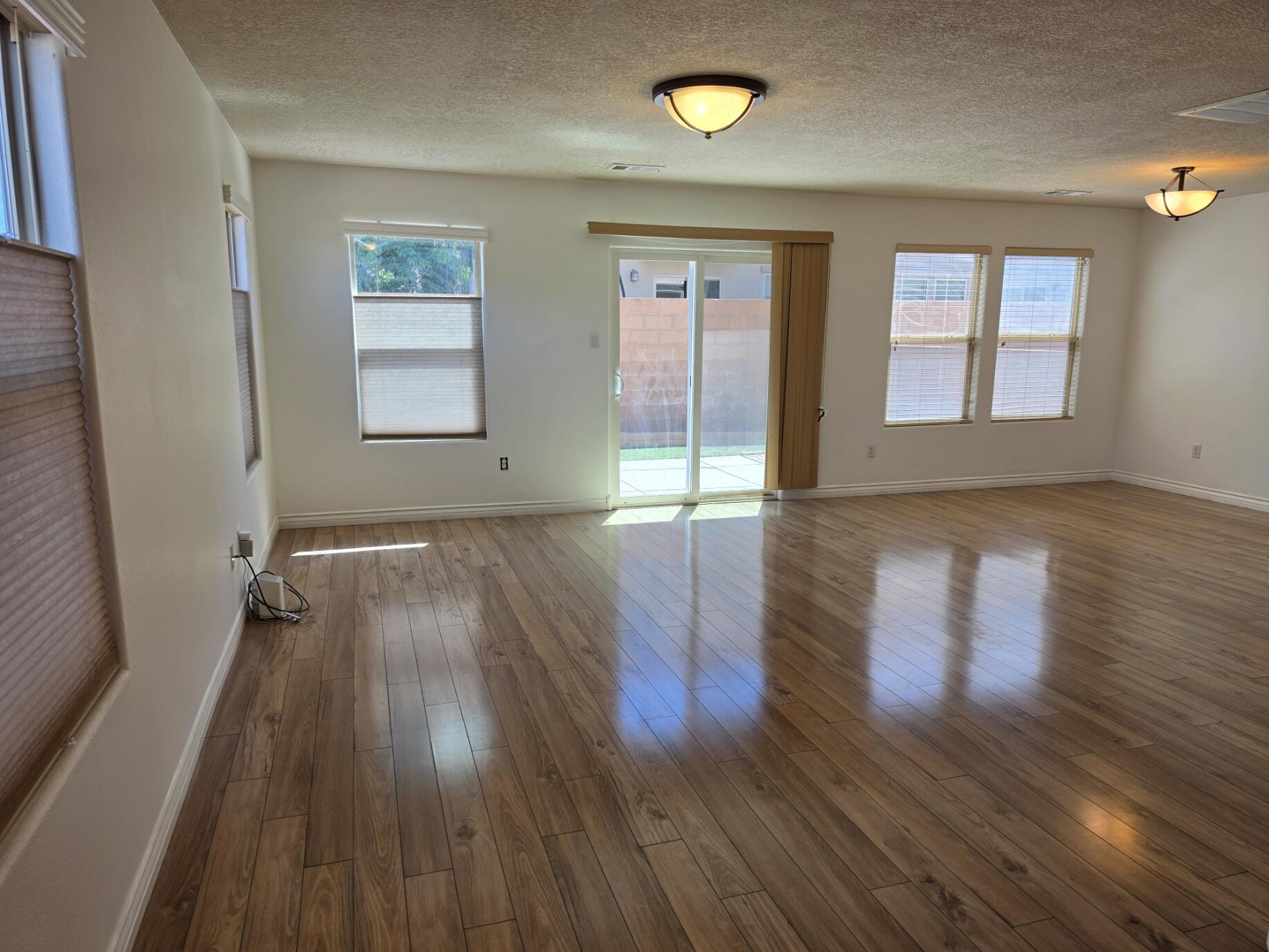 10801 Fort Point Lane NE