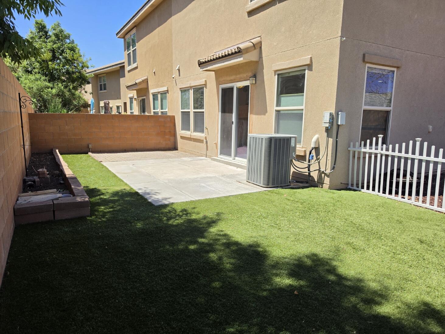 10801 Fort Point Lane NE