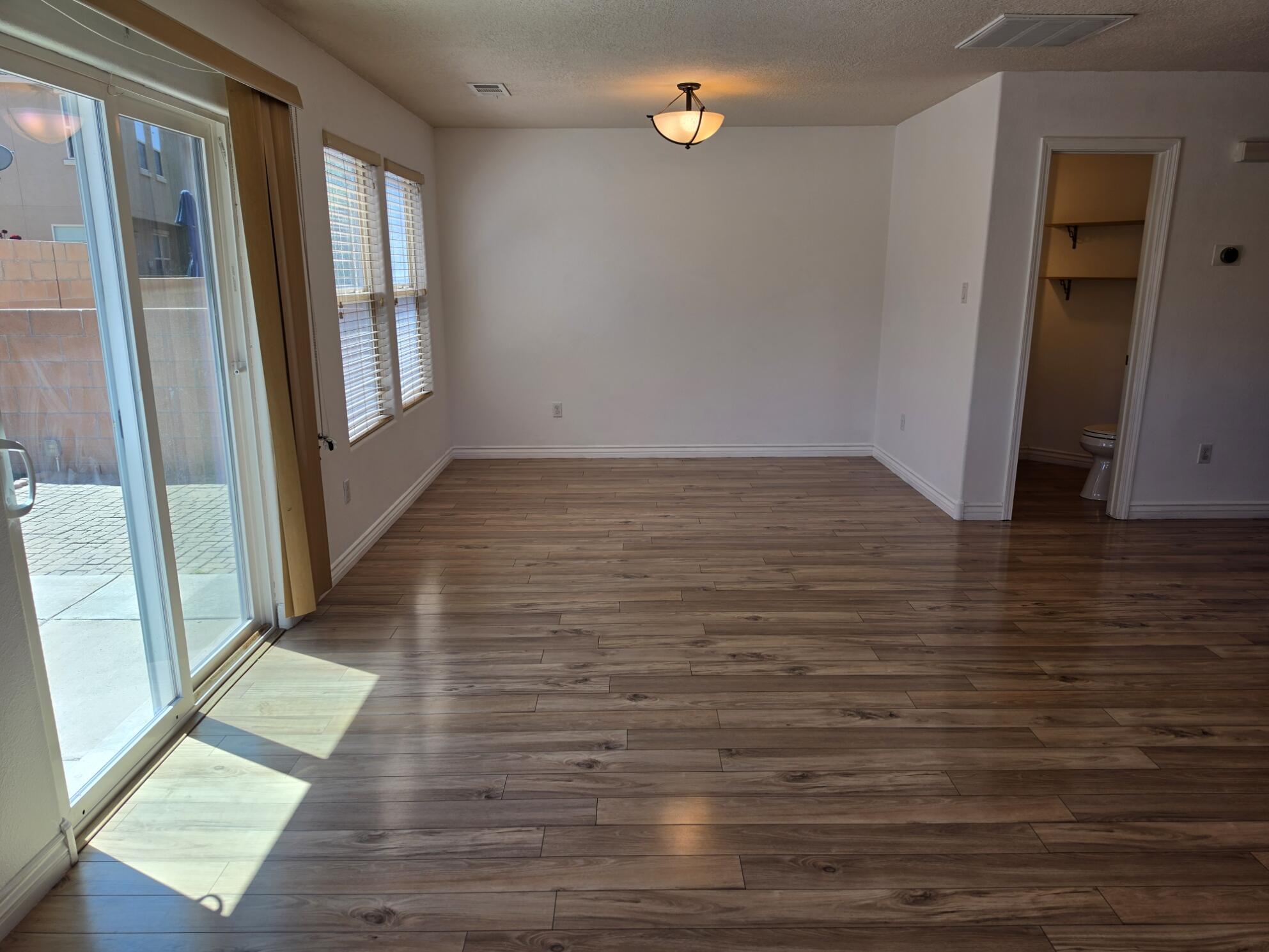 10801 Fort Point Lane NE
