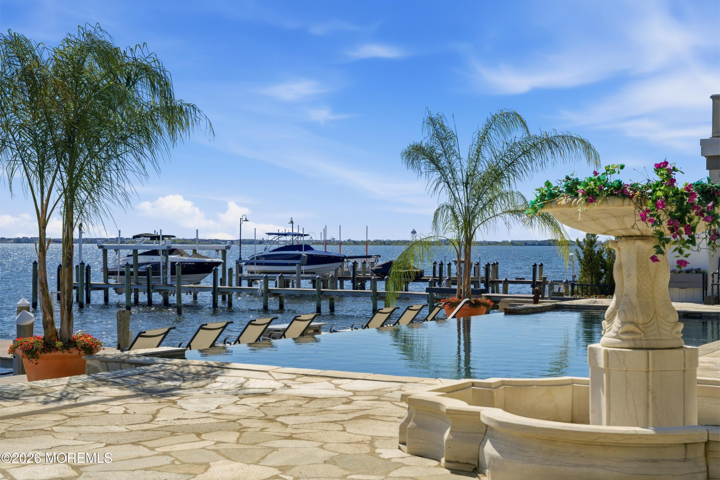 3331-3333 Long Point Drive
