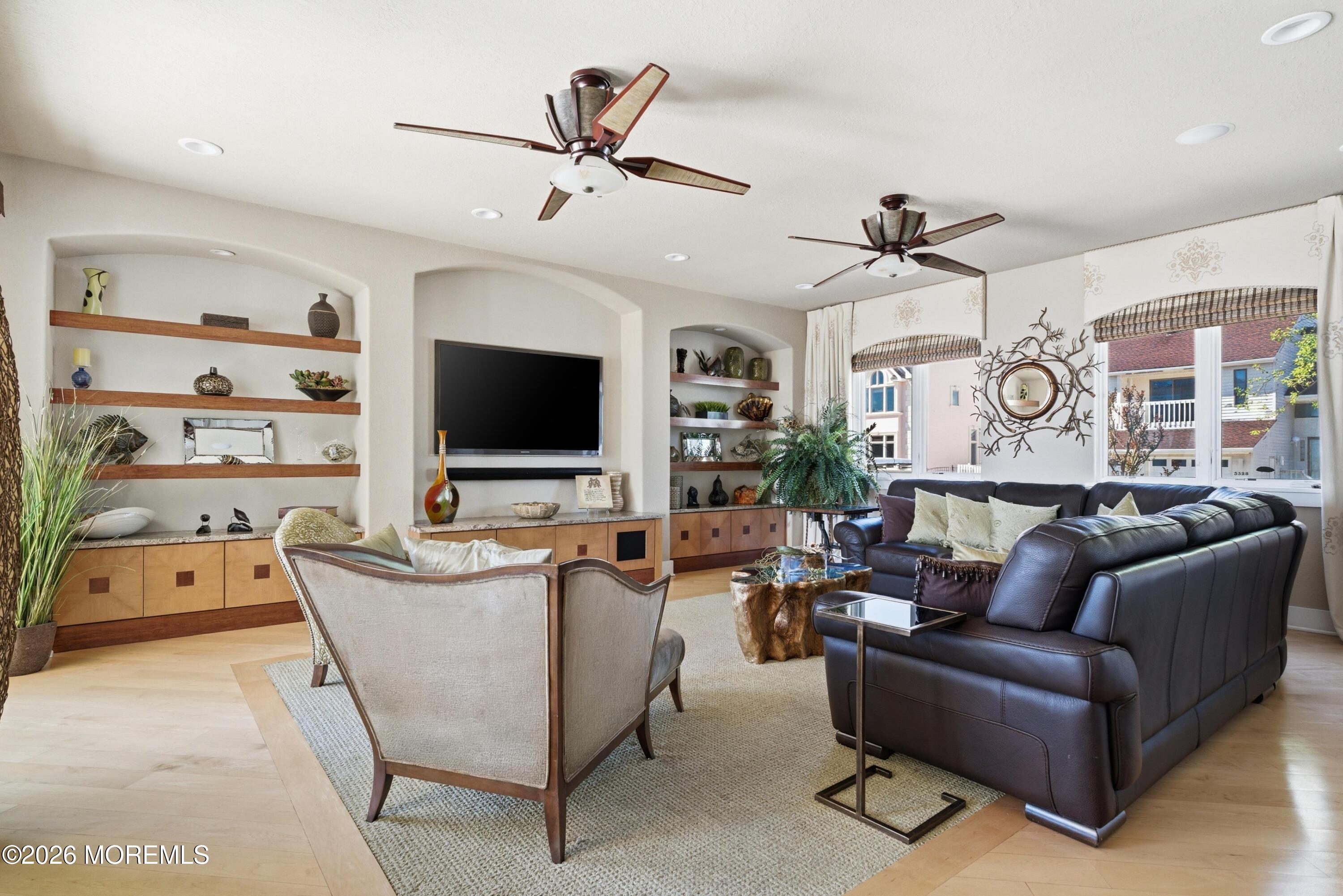 3331-3333 Long Point Drive