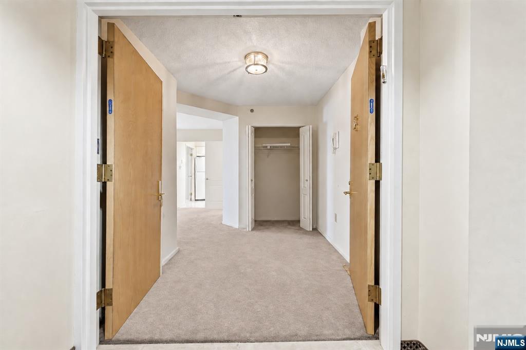 10 Smith Manor Boulevard