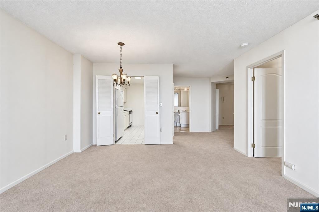 10 Smith Manor Boulevard