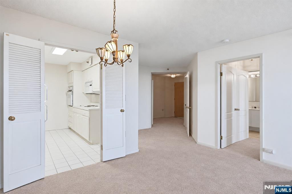 10 Smith Manor Boulevard