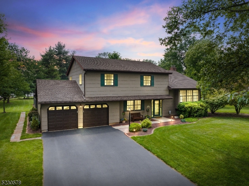 4 Gail Ct