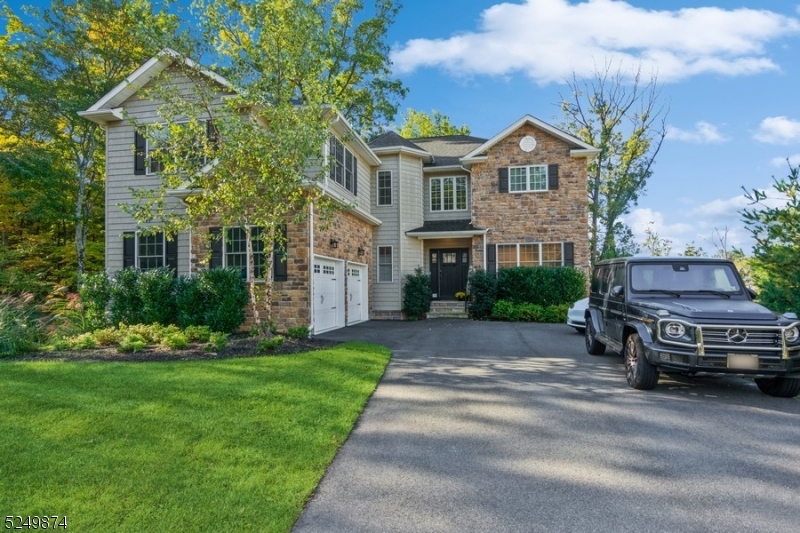 79 Haggerty Dr