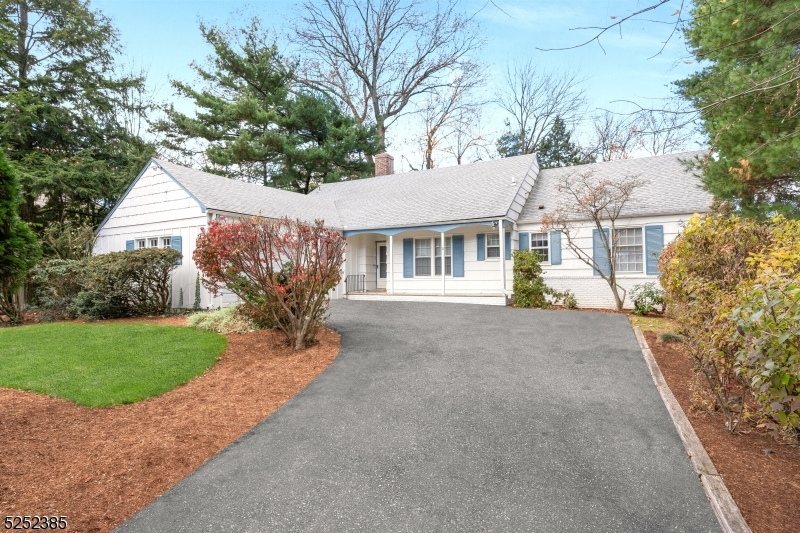 21 SPRING HILL DRIVE