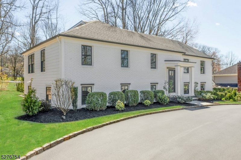 22 Athens Rd