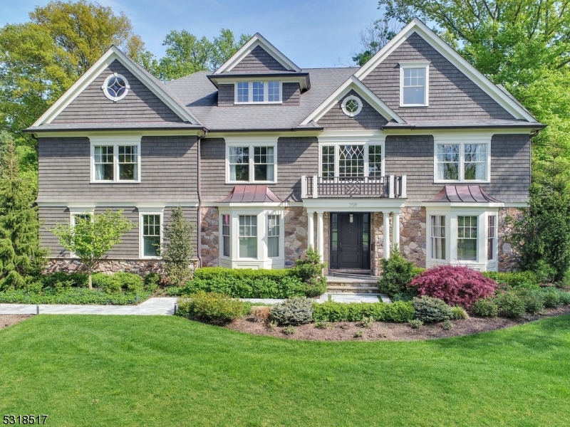 258 Long Hill Dr