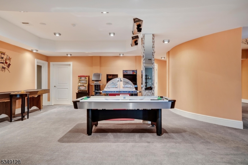 11 RICKLAND DRIVE