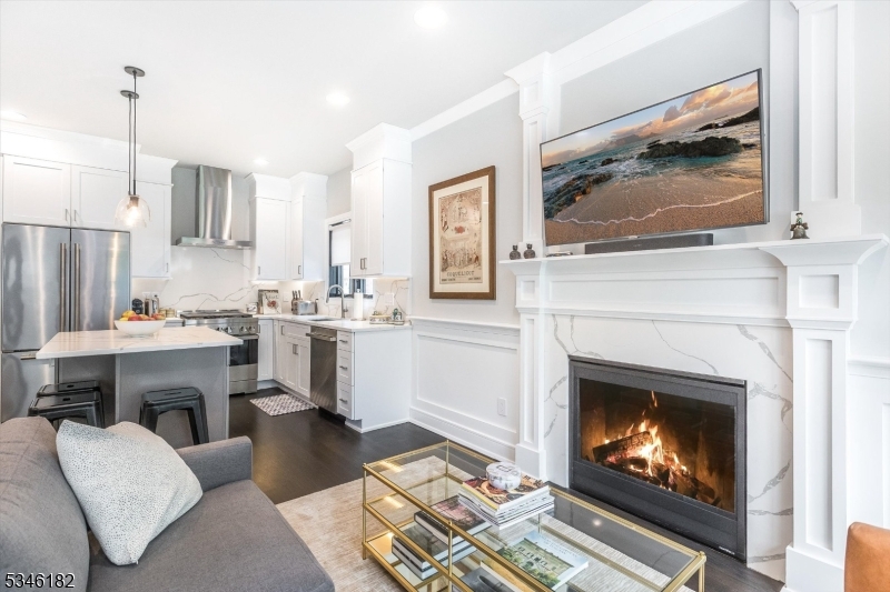 17A SPRING STREET