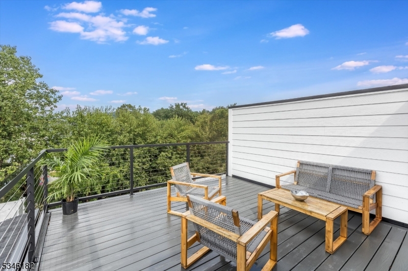 17A SPRING STREET