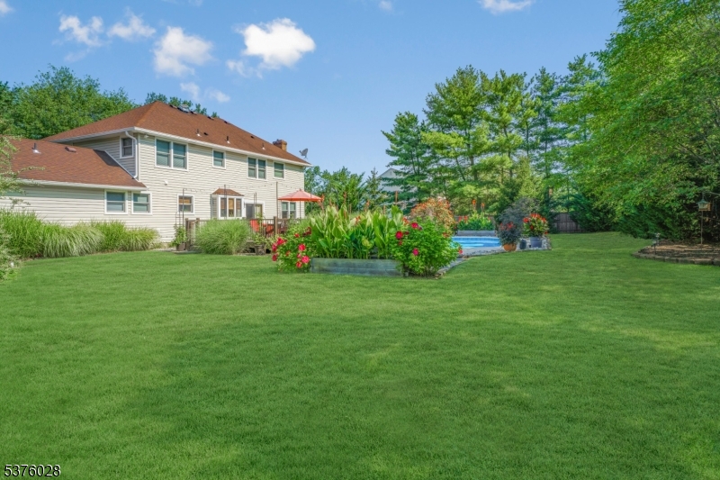 3 FRANCIS DRIVE