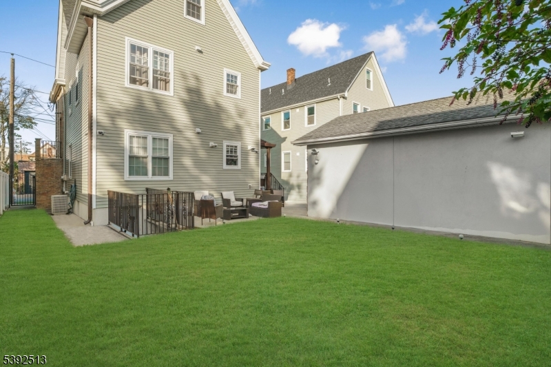 124 DEVON TERRACE