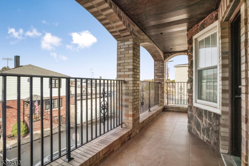 124 DEVON TERRACE