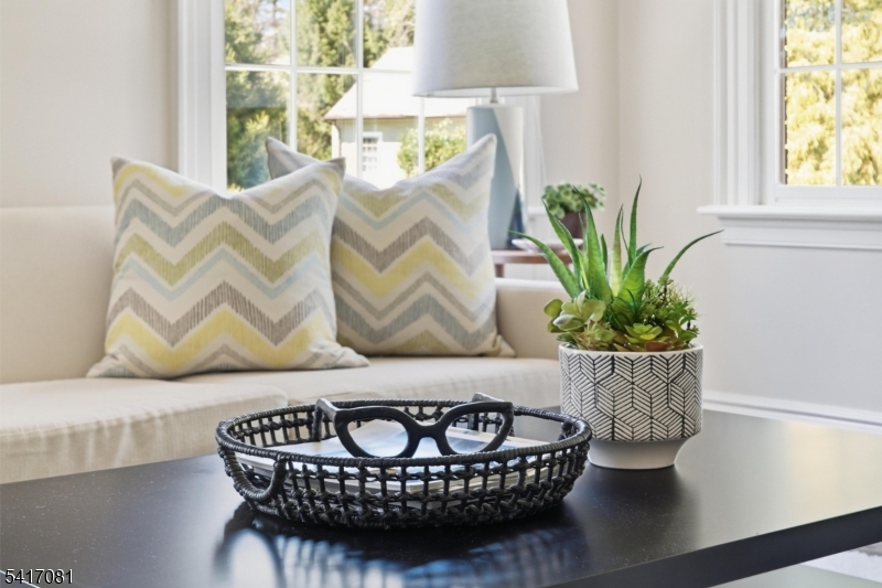 31 Forest Drive, Short Hills