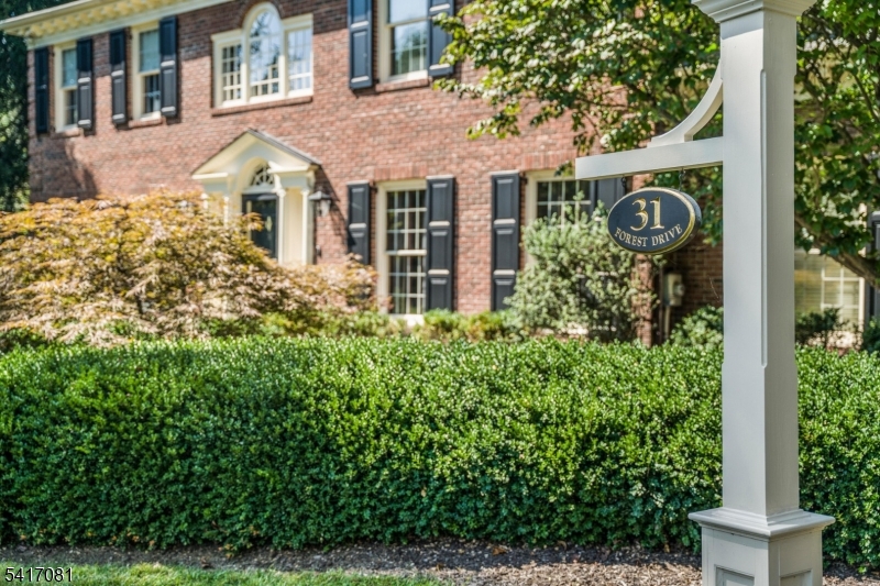 31 Forest Drive, Short Hills
