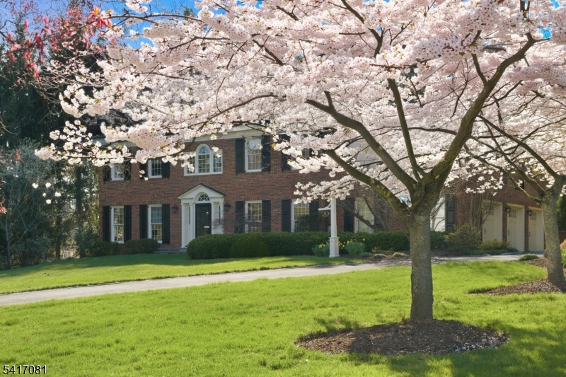 31 Forest Drive, Short Hills