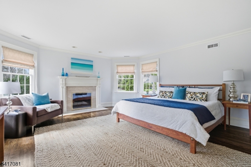 31 Forest Drive, Short Hills