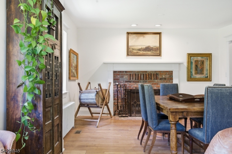 12 COLD SPRINGS ROAD
