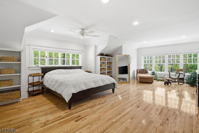 12 COLD SPRINGS ROAD
