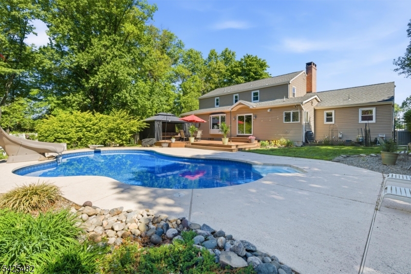 11 BARBARA DRIVE