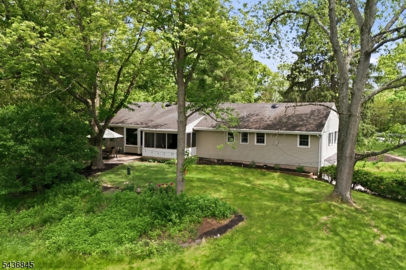 2068 MILLSTONE RIVER ROAD