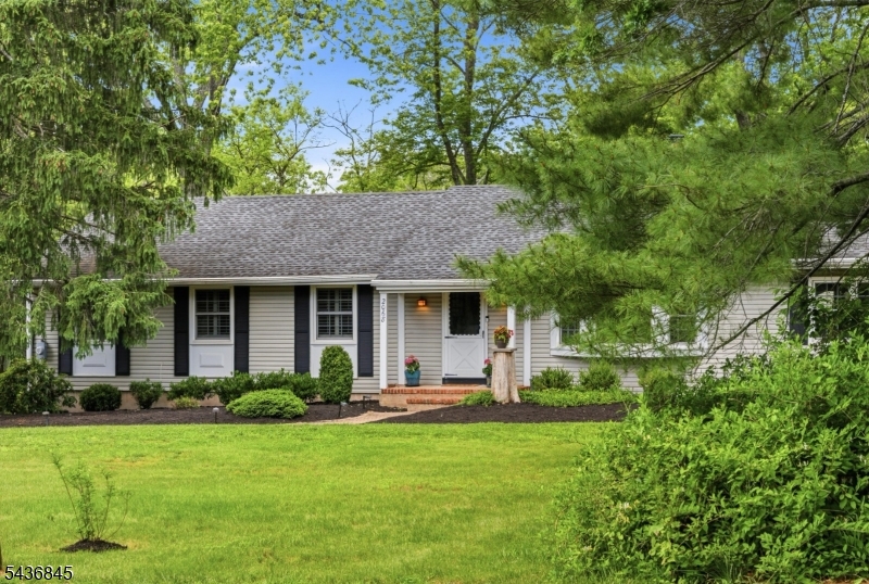 2068 MILLSTONE RIVER ROAD