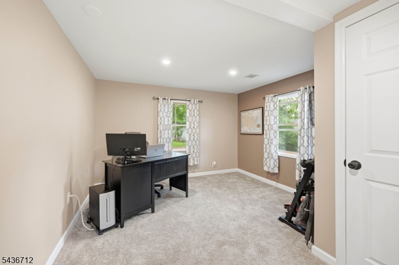 13 HIGHVIEW TRAIL